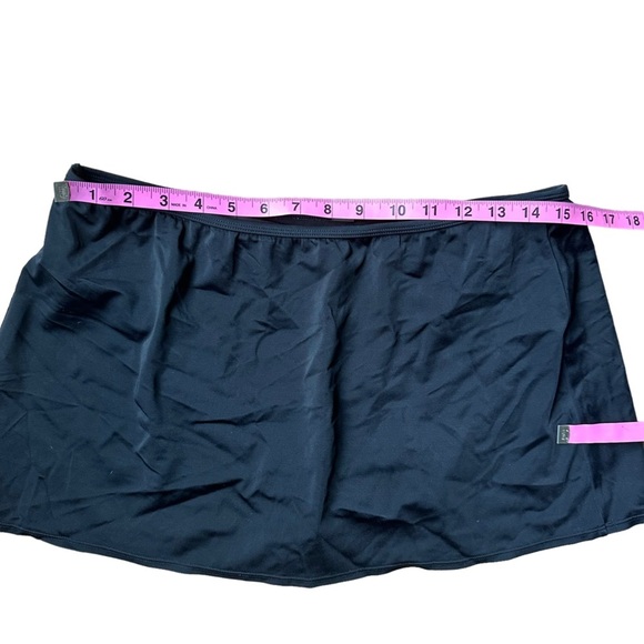 Victoria's Secrete 2pc Swimsuit Bikini Top & Black Skirt Swim Bottom‎ - Picture 9 of 15